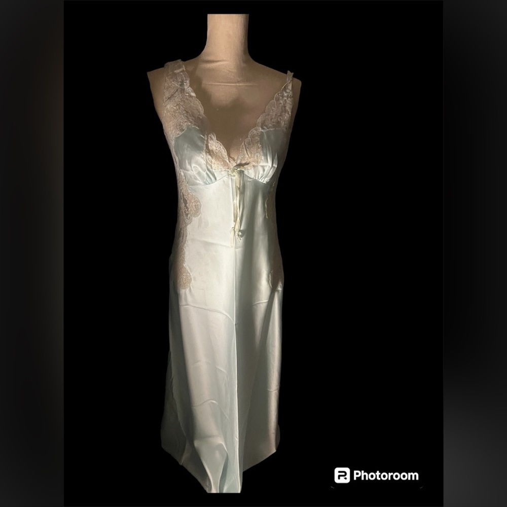 Christian Dior vintage sleep gawn light blue